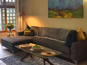 Dorp Street Apartment